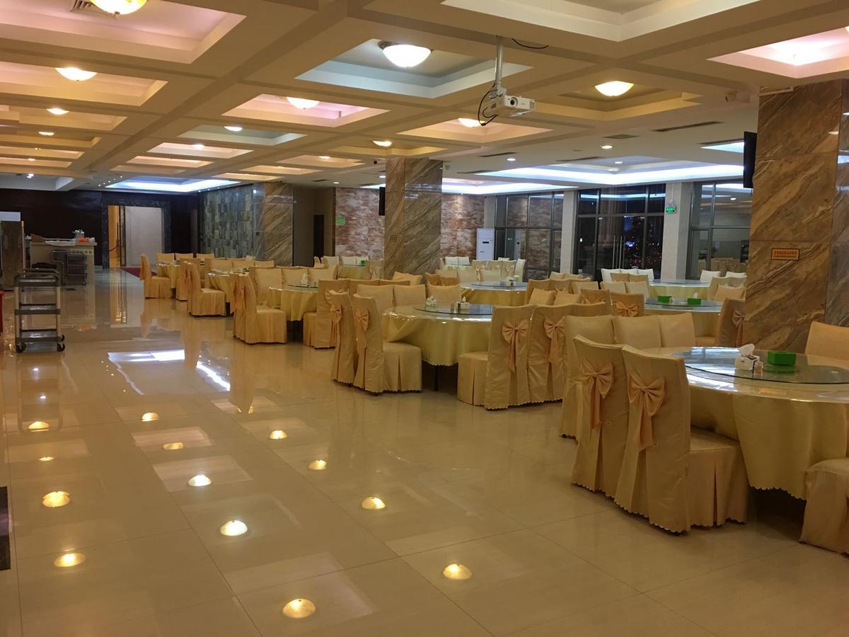 Vienna International Hotel Shajing Heyi Branch Shenzhen Exterior photo