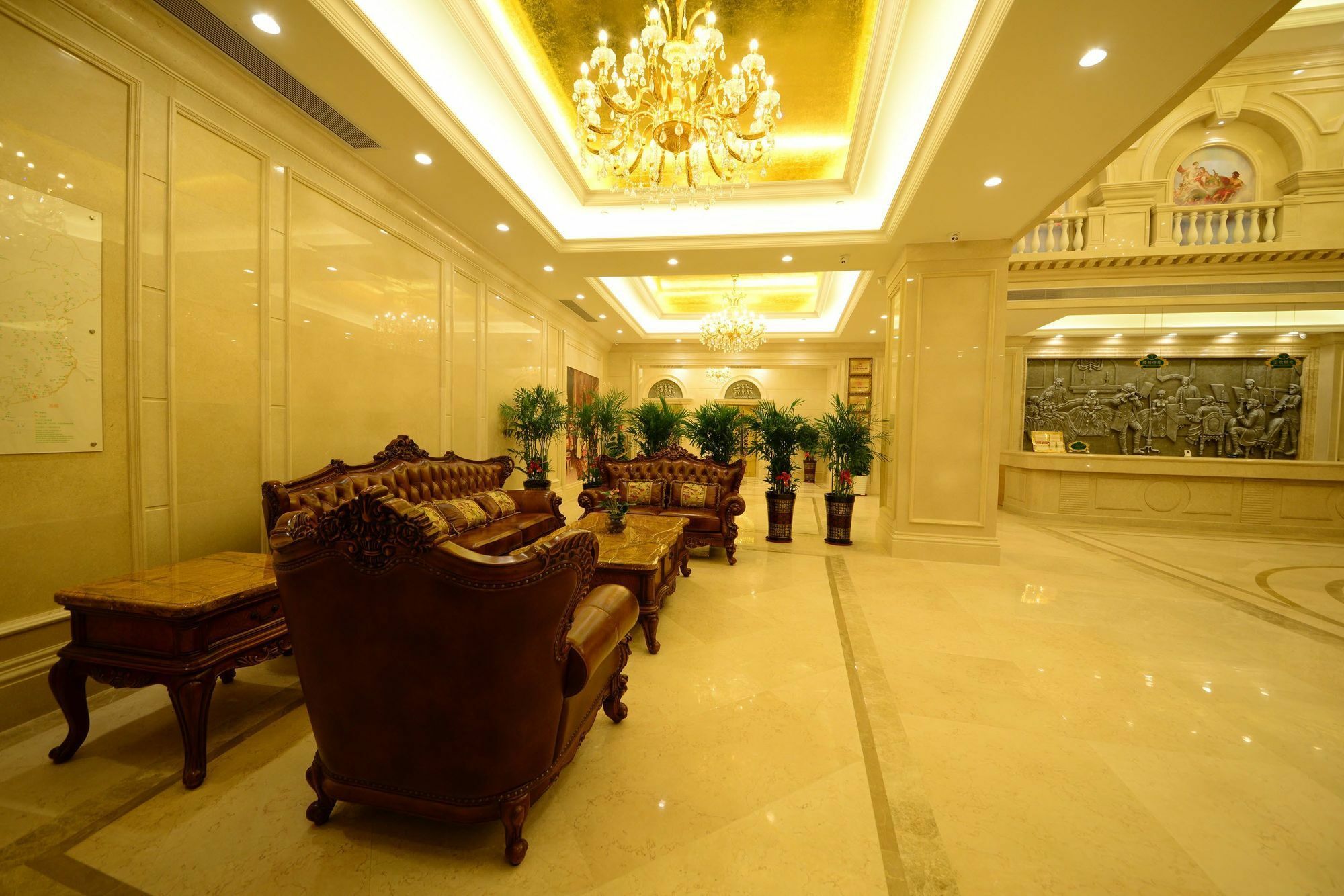Vienna International Hotel Shajing Heyi Branch Shenzhen Exterior photo
