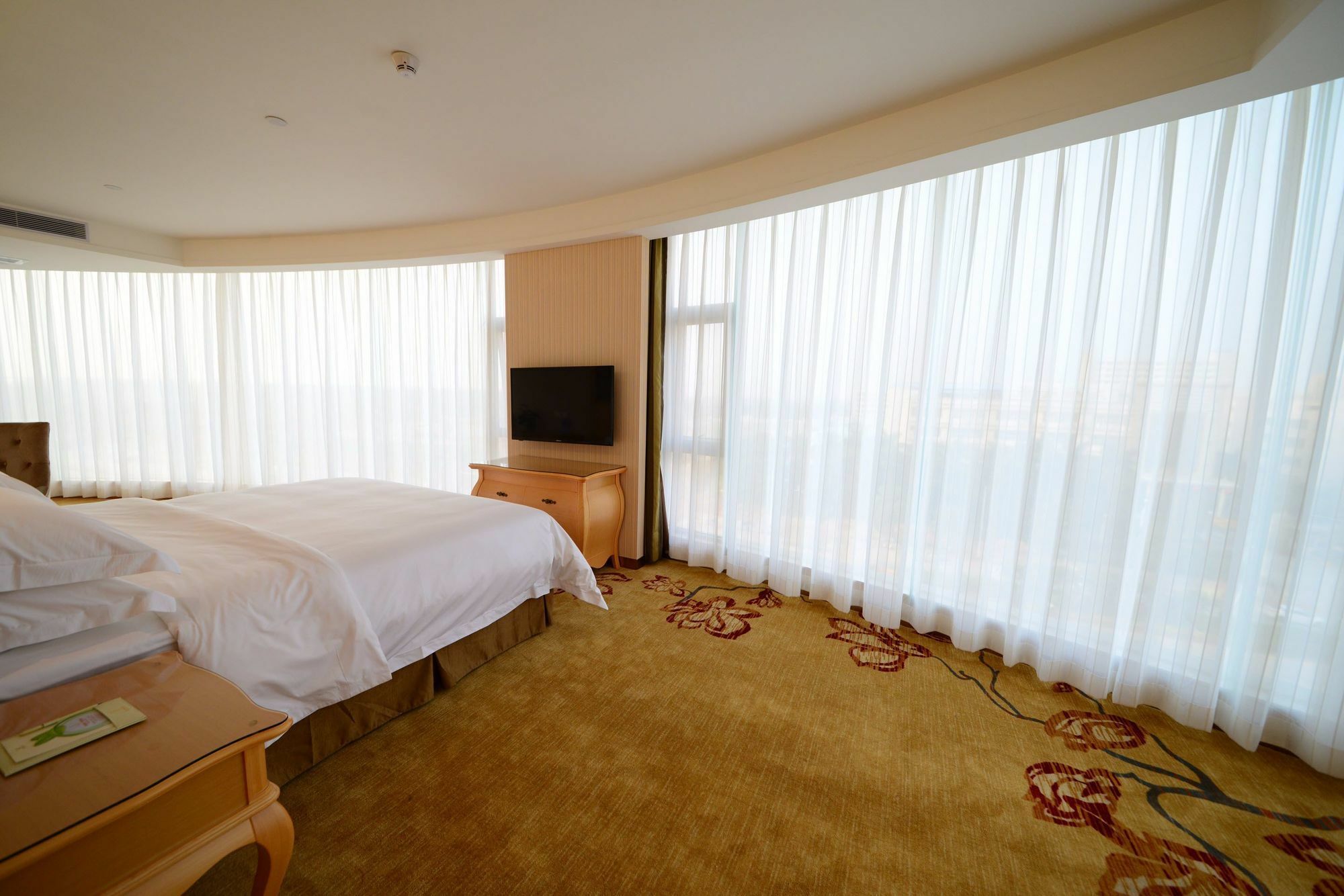 Vienna International Hotel Shajing Heyi Branch Shenzhen Exterior photo