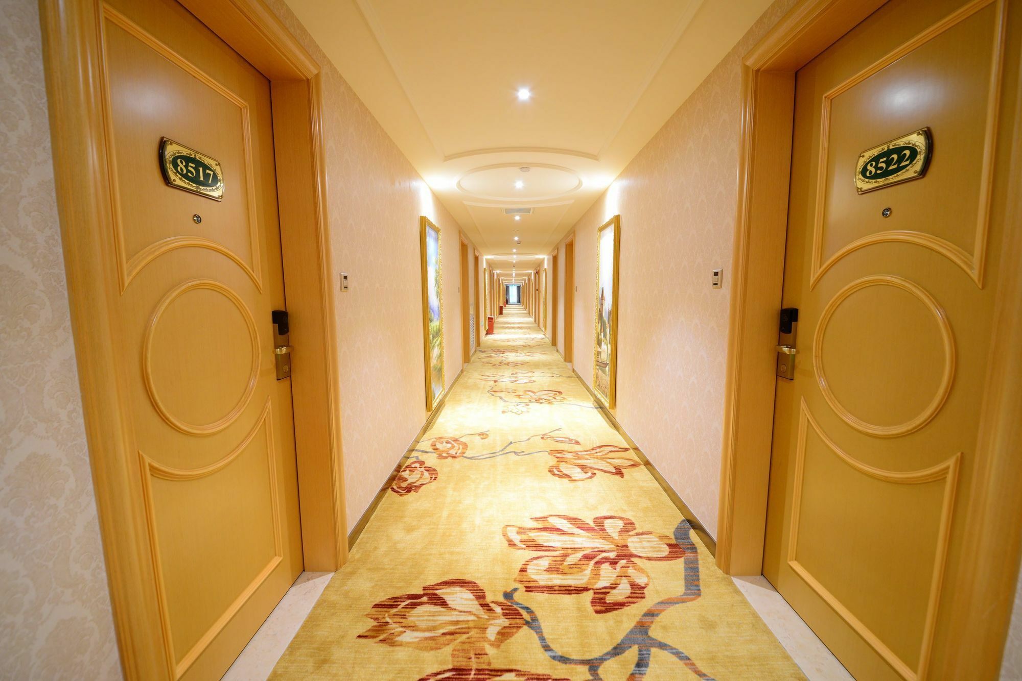 Vienna International Hotel Shajing Heyi Branch Shenzhen Exterior photo
