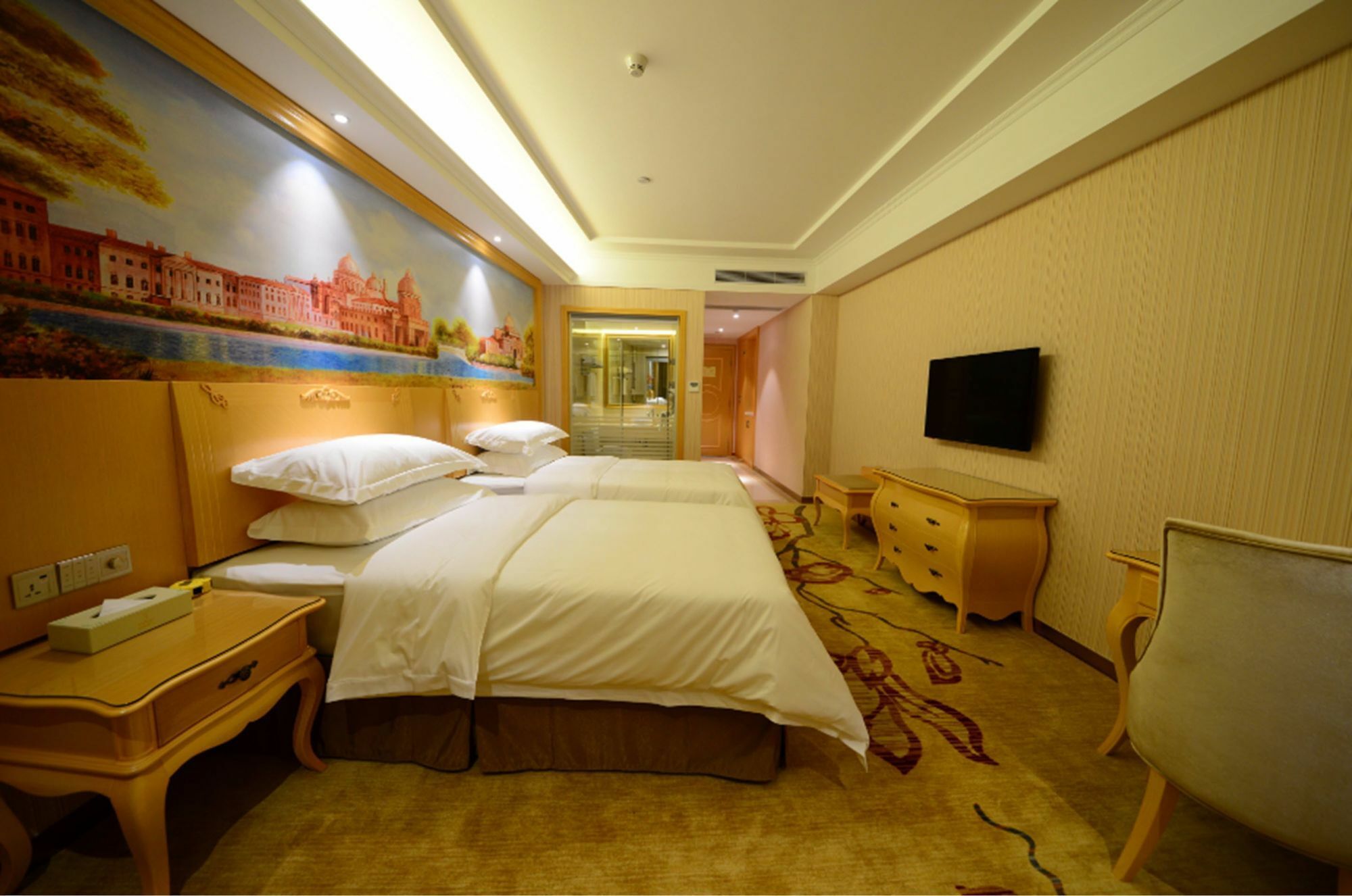 Vienna International Hotel Shajing Heyi Branch Shenzhen Exterior photo